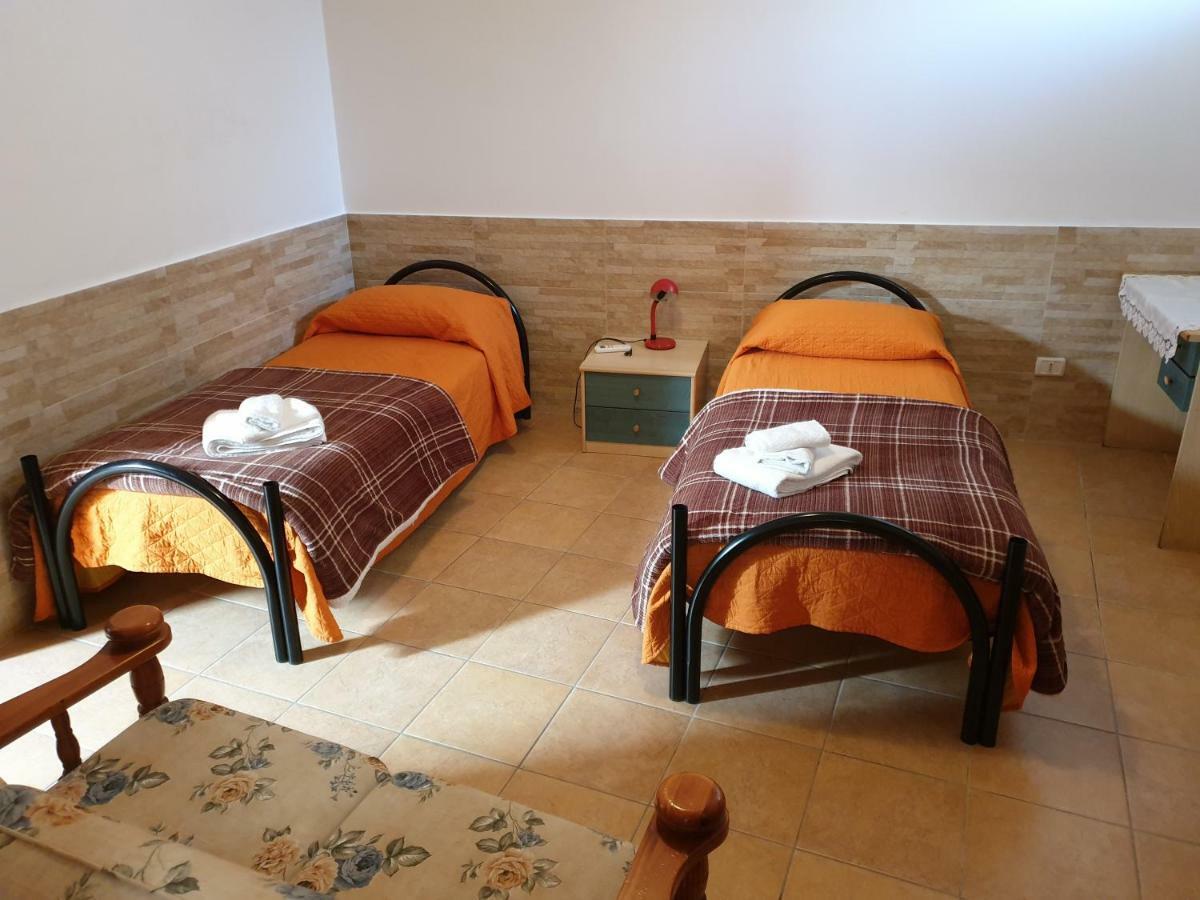 Nonno Angelo By La Puglia In Un Trullo Alberobello